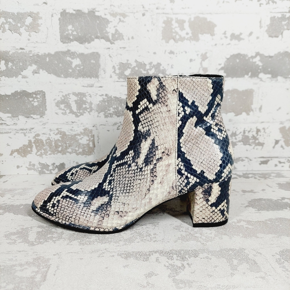 New Stuart Weitzman Kiandra PRY-Printed Python Snakeskin Heeled Boots i936